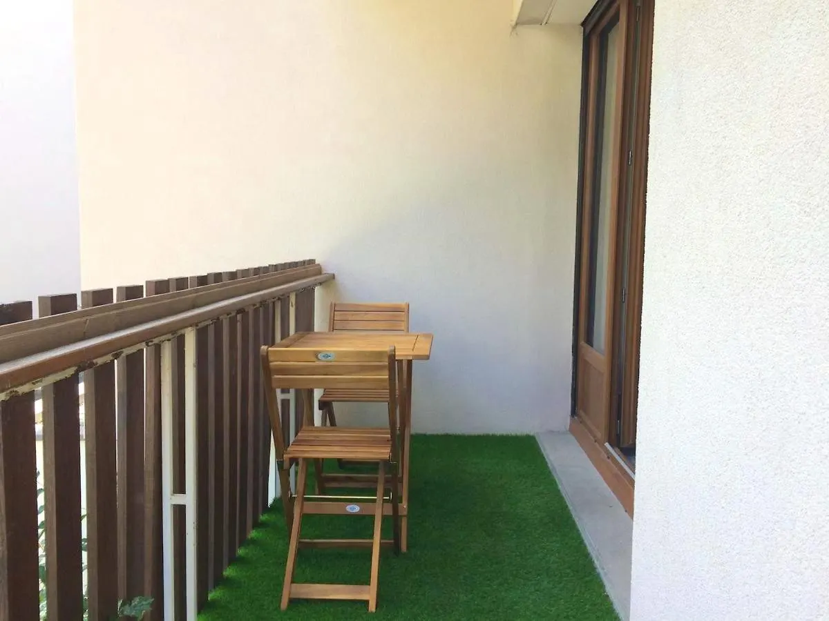 Apartment Appartement Charmant A Briancon De 40 M² Avec Balcon